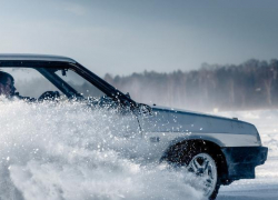 Под Новый год волжане сделали хозяину "восьмерки" неприятный подарок