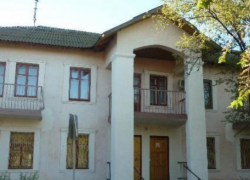 Открытие первого кинотеатра, больницы и переезд управления: памятная дата для Волжского