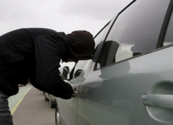 Золотистую "одиннадцатую" угнали с дачи в Волжском