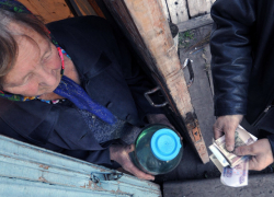 В Волжскую горбольницу доставили мужчину с отеком мозга из-за суррогатного алкоголя