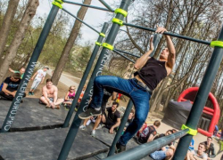 Волжскому рекордсмену по подтягиваниям пообещали новенький Iphone