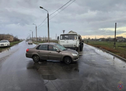 В Волжском в ДТП пострадали взрослые и ребенок