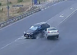 В волгоградском ДТП с Lexus и Toyota пострадал ребенок