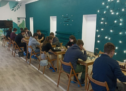 Волжских подростков будут учить играть в шахматы, чтобы отвадить от гаджетов