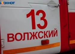 Ночной пожар в Волжском унес жизни двух человек