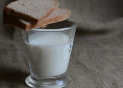 Молочную продукцию с нарушениями давали пациентам больниц в области