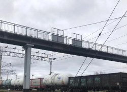 На станции Волжский после ремонта открыли пешеходный мост длиной 189 метров