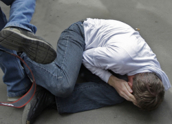 В Волжском дачник избил соседа до состояния комы