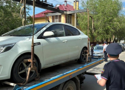 Иномарку волжанина, по вине которого погиб заказчик ремонта, продадут за долги перед вдовой