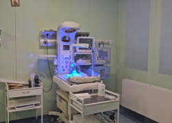 В Волгограде из перинатального центра выписали мальчика с экстремально низкой массой тела 720 граммов