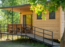 Хватит суеты! Бронируйте каникулы в «Дубовой лапе» со скидкой 