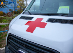 4 человека в больнице: на перекрестке в Волжском произошла страшная авария