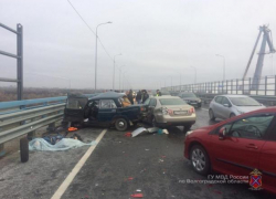 Два человека погибли в лобовом ДТП на новом мосту
