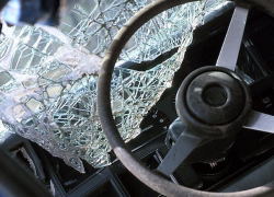 В Волжском 69-летняя женщина попала под колеса автомобиля