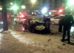 В Волгограде автоледи угробила пассажиров в ДТП со снегоуборочной машиной