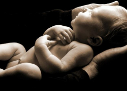 Под Волгоградом мать двоих детей утопила в реке двухмесячного сына