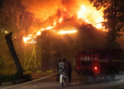 Волжане перегрели баню и чуть не сгорели в пожаре