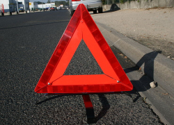 Под Волжским 15-летний мотоциклист врезался в грузовик