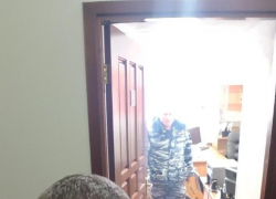 В Волжском экстренно эвакуировали городскую Думу