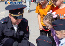 «ТЕХНО-ДРАЙВ»: от пожарной машины до робота — в Волжском детям показали технику городских служб