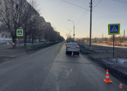 В Волжском возле парка сбили женщину