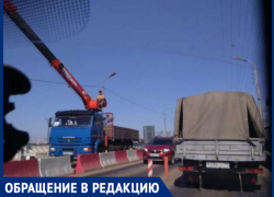 Большегрузы, игнорируя запреты, создают пробки на Волжской ГЭС