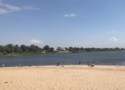 Пропавшего вечером волжанина обнаружили на пляже мертвым