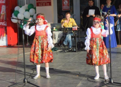 В Волжском прошли "Троицкие гуляния"