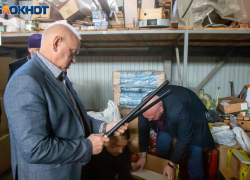 Экскаватор отправили в зону СВО: в Волжском состоялся новый сбор гуманитарной помощи