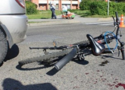 Восьмилетний велосипедист попал под колеса автомобиля