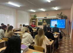 Бизнес из первых уст: школьникам рассказали, как построить успешное дело