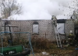 Близ Волжского многодетная семья осталась без крова над головой из-за пожара