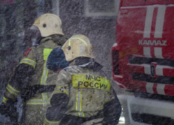 В Волжском вспыхнула квартира в многоэтажке