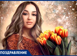 Мама поздравляет с днем рождения дочь Викторию