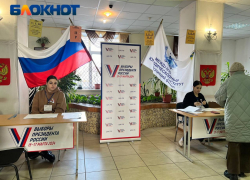 В Волжском открыли избирательные участки для трехдневных выборов Президента РФ