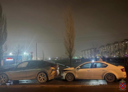 Два человека пострадали на дороге в Волжском