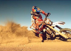 В Волжском в День России взметнут пыль более полусотни участников мотокросса