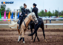 В Волжском казаки отметили годовщину основания общества «Станица Верховская»