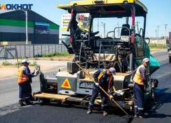В Волжском нашли брак на двух недавно отремонтированных улицах