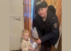 В Волжском подвели итоги новогодней профилактики с детьми