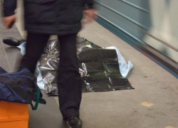 Труп в Камышине перепугал жильцов многоэтажки