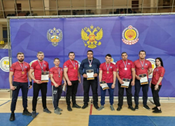 Всероссийские соревнования для армрестлеров из Волжского стали призовыми