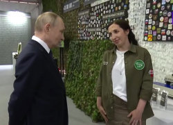 Волжанка представила работу волонтеров Президенту России на форуме «Все для Победы!»