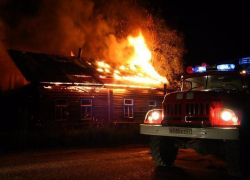 За минувшие сутки под Волгоградом заживо сгорели пожилой мужчина и старушка