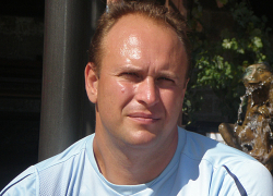 Депутат-единоросс Виталий Коноваленко лишился поста главврача детской стоматологии в Волжском 