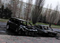 Четыре автомобиля за ночь сгорели в Волжском 