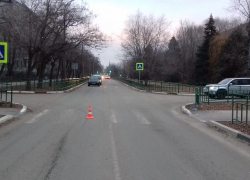 Пятнадцатилетняя девочка-пешеход после ДТП в Волжском доставлена в больницу