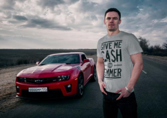 Свой автопарк Chevrolet Camaro создал волжанин Дмитрий Звягин