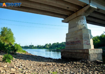 «Его ладони над водой до сих пор перед глазами»: очевидцы рассказали об утонувшем парне в Волжском