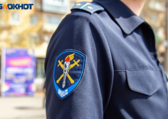 Близ Волжского две машины улетели в кювет: есть пострадавшие